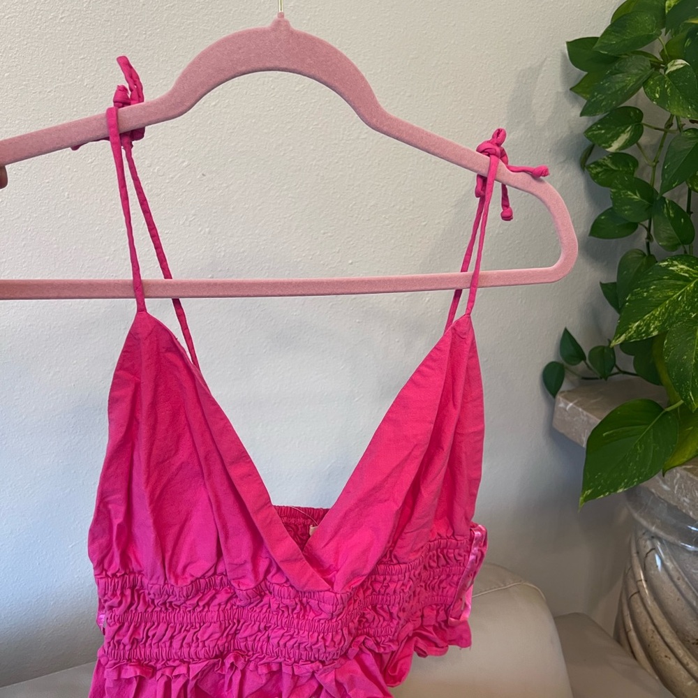 Pink Ruffled Crop Top - Picture 2 of 4